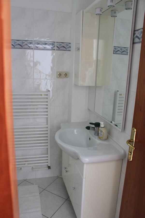 Pile Apartments 4 Omiš Екстериор снимка